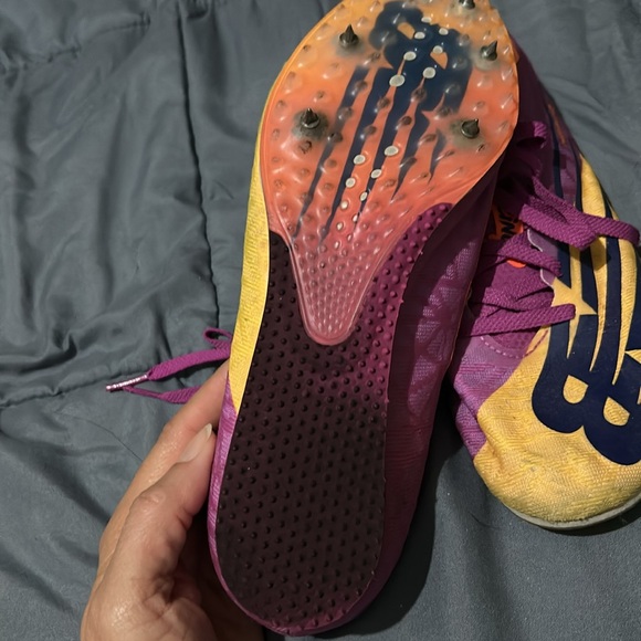 Shoes - Picture 4 of 4